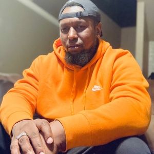 Meet your Posher, Bobby